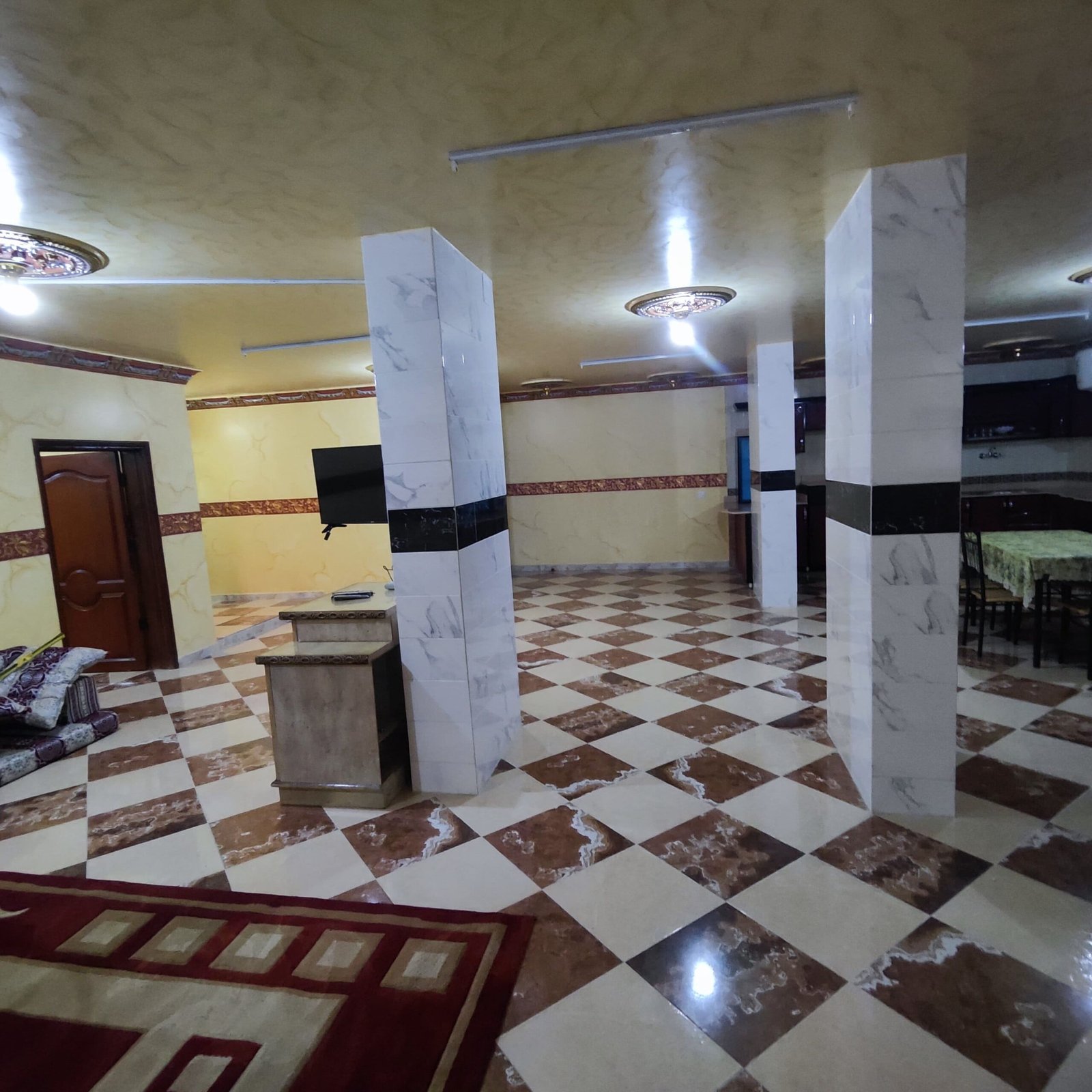 Deluxe Open Studio in Sana'a - الصورة 47